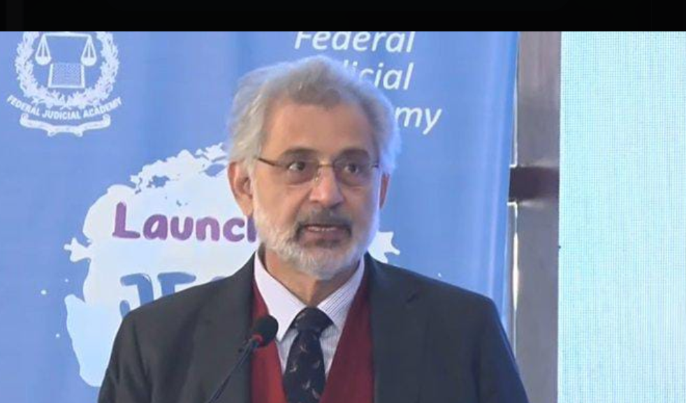 ملک بھر میں 3200 ججز اہم فرائض انجام دے رہے ہیں