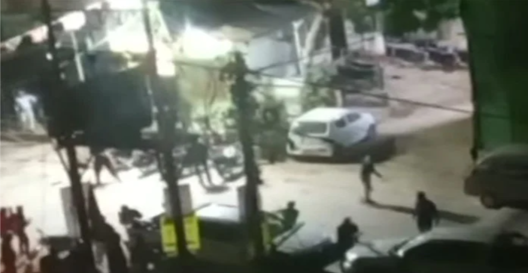 الیکشن خونی بننے لگے،کراچی میں گولیاں چل گئیں، ایک کی موت