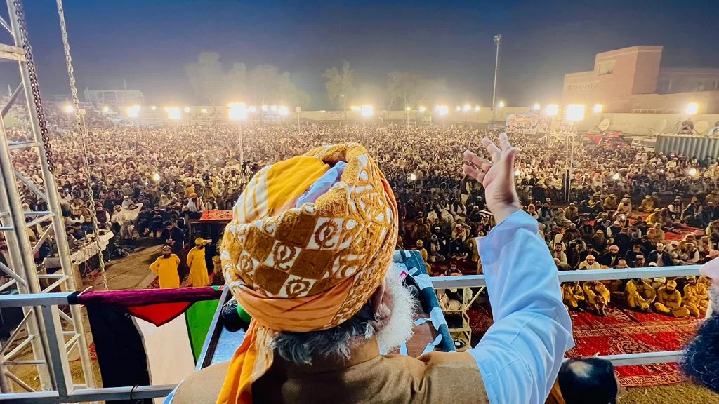 کے پی اور بلوچستان کے لوگ شدید بدامنی کا شکار ہیں، مولانا فضل الرحمن