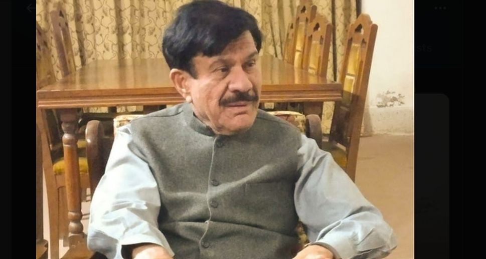 سعید اکبر نوانی استحکام پارٹی کی سینٹرل ایگزیگٹو کمیٹی کے رکن بھی ہیں