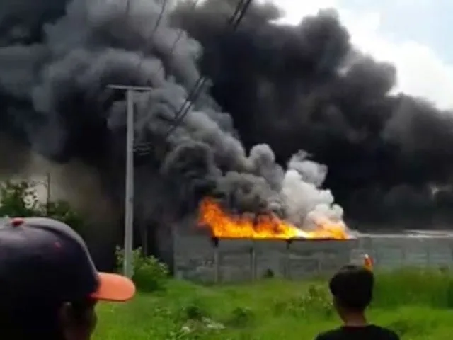 تھائی لینڈ میں آتش بازی کا سامان بنانے والی فیکٹری  میں دھماکہ، 17 افراد ہلاک اور متعدد زخمی