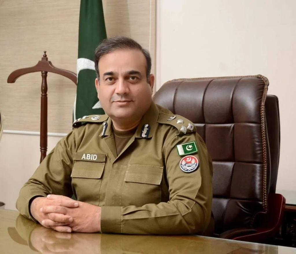 آرپی او فیصل آباد ڈاکٹر محمد عابد خان کی ہداہات پر تمام پولنگ اسٹیشنز پر نفری کو تعینات کر نے کے احکامات جاری کر دیے گئے۔