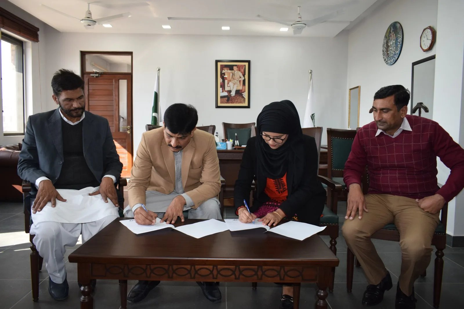 اردو یونیورسٹی  اور فلم ساز ادارے  کے مابین ایم او یو سائن