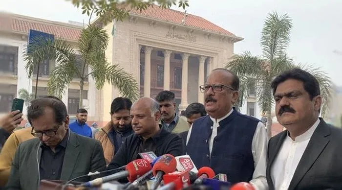 سنی اتحاد کونسل کے رانا  آفتاب کا  وزیراعلیٰ پنجاب کا انتخاب ماننے سے انکار