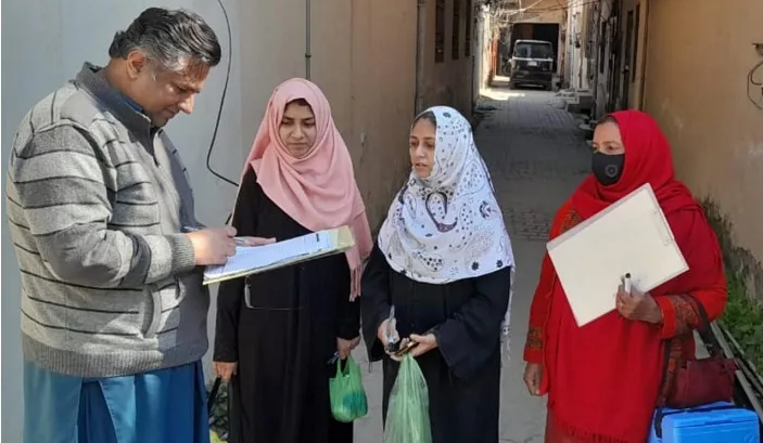 سیالکوٹ:پولیو مہم پہلے تین دنوں میں 7 لاکھ 39 ہزار 832  بچوں کو قطرے پلائے گئے