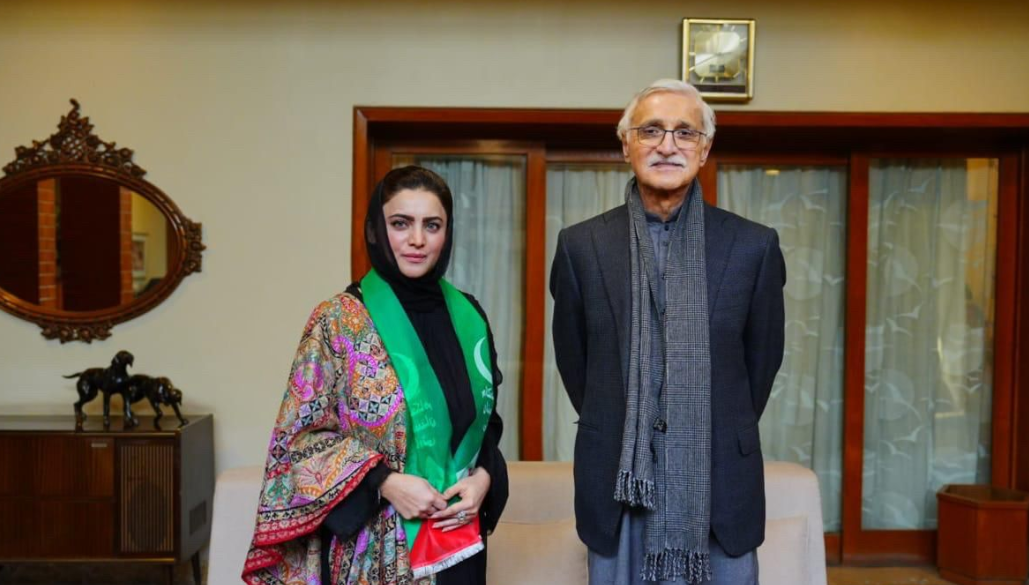 عائشہ رجب علی پی ٹی آئی کے ساتھ ہاتھ کر گئی، استحکام پاکستان پارٹی میں شامل