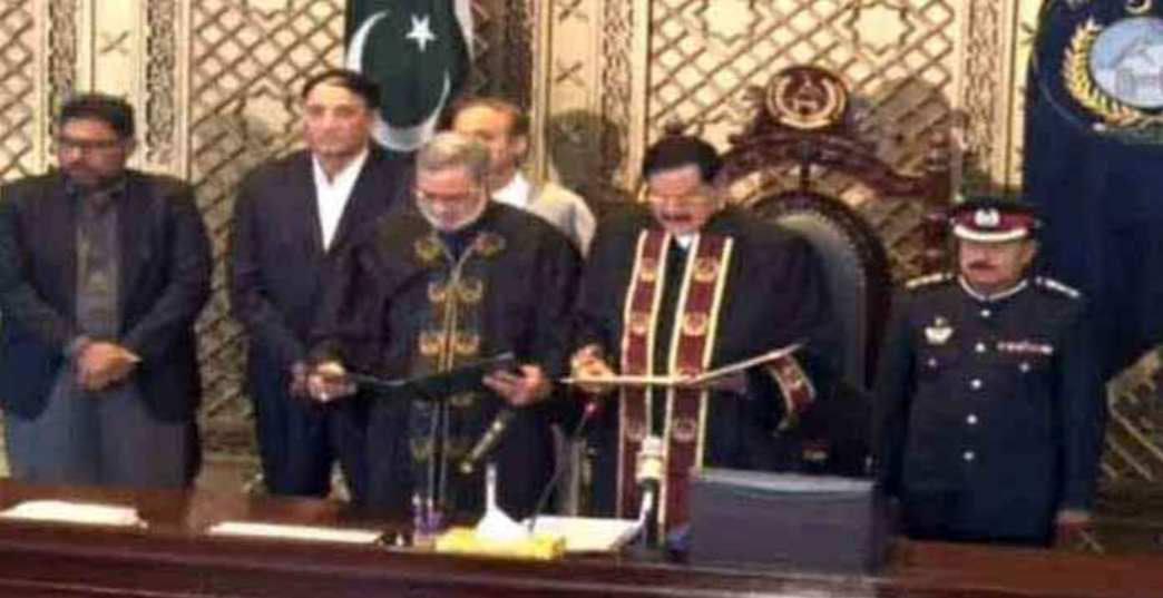 بابر سلیم سواتی خیبرپختونخوا اسمبلی کے سپیکر منتخب،حلف اٹھا لیا