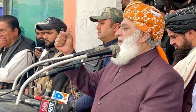 ٹانک:پاکستان کو تباہ کرنیوالے مکافات عمل کا شکار ہیں : مولانا فضل الرحمان