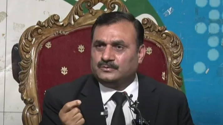 شوکت بسرا نے  فارورڈ بلاک کے حوالے سے شیرافضل مروت کا دعویٰ مسترد کردیا