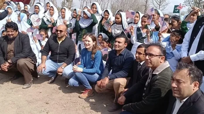 چونیاں:فارسٹ پروٹیکشن کمیٹی کی دعوت پر امریکی قونصل جنرل کی چھانگا مانگا جنگل آمد