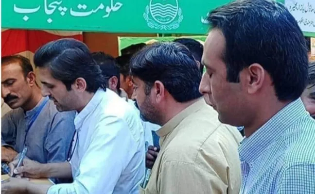 سرگودھا:صوبائی وزیر مواصلات و تعمیرات ملک صہیب احمد برتھ نے ماڈل بازار کا دورہ کیا