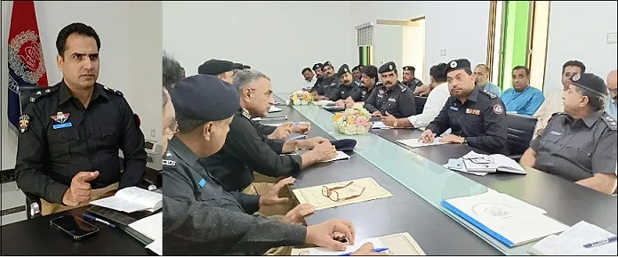 ٹھٹھہ: ایس ایس پی کی زیر صدارت تمام ڈی ایس پی پیز، ایس ایچ اوز اور ہیڈ آف برانچ کے ساتھ میٹنگ منعقد ہوئی