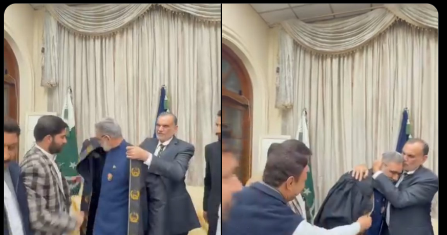 تحریک انصاف کے روپوش،اشتہاری رہنما اعظم سواتی بھی منظر عام پر آ گئے