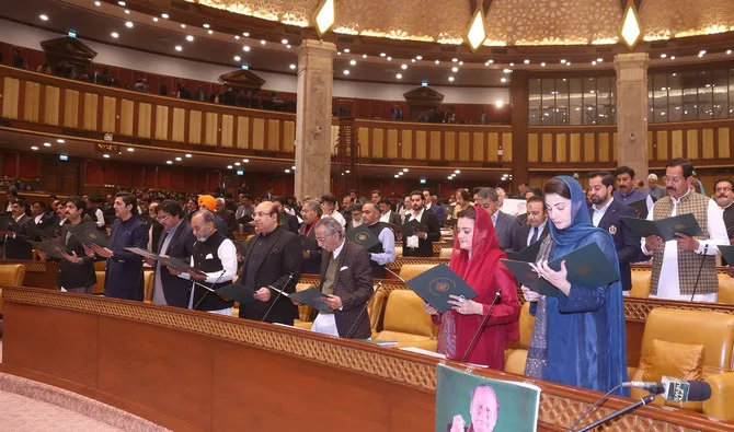 وفاقی کابینہ کے بعد پنجاب کابینہ میں بھی توسیع متوقع