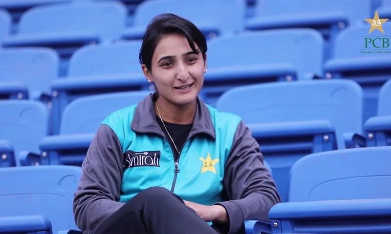 سابق کپتان بسمہ معروف نے ریٹائرمنٹ کا اعلان کردیا