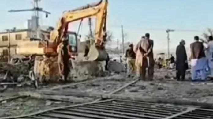 کوئٹہ میں قبضہ مافیا کے خلاف آپریشن ،پولیس اورمسلح افغان افراد میں تصادم، 4افراد جاں بحق