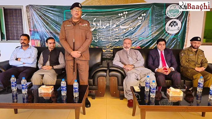 منڈی بہاوالدین:سانحہ نوشکی میں جاں بحق نوجوانوں کے ورثاء میں چیکس تقسیم