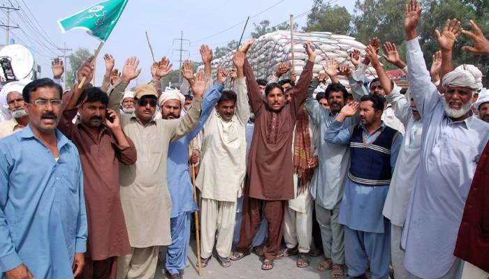 پنجاب اسمبلی سامنے دھرنے کا اعلان، کسانوں کی گرفتاریاں