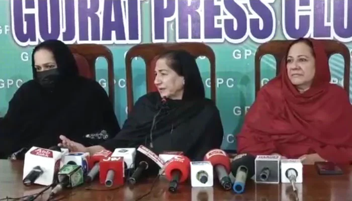 شجاعت حسین اور پرویز الٰہی میں رخنہ ڈالنے میں اہم کردار وزیر داخلہ محسن نقوی کا ہے،قیصرہ الہی