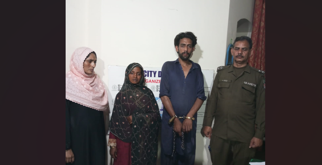 شاہدرہ سے اغواء ہونے والی نور فاطمہ کو پولیس نے کروایا بازیاب