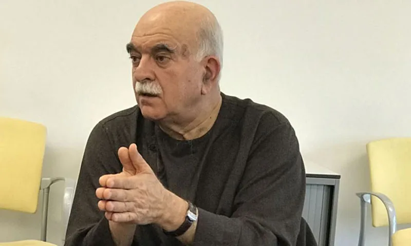 سول نافرمانی تحریک مؤخر کریں، محمود اچکزئی کی پی ٹی آئی سے اپیل