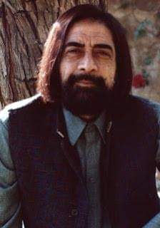 ایک چہرے میں تو ممکن نہیں اتنے چہرے