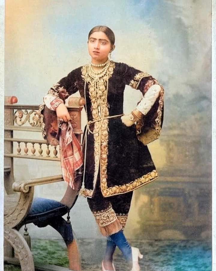 منفرد گلوکارہ  رقاصہ اور شاعرہ گوہر جان