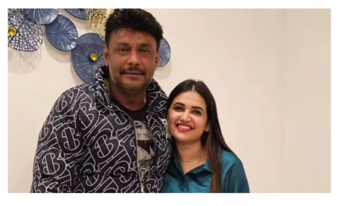 بیوی کو توہین آمیز پوسٹ بھیجنے پر مداح کو قتل کرنیوالا اداکار گرفتار