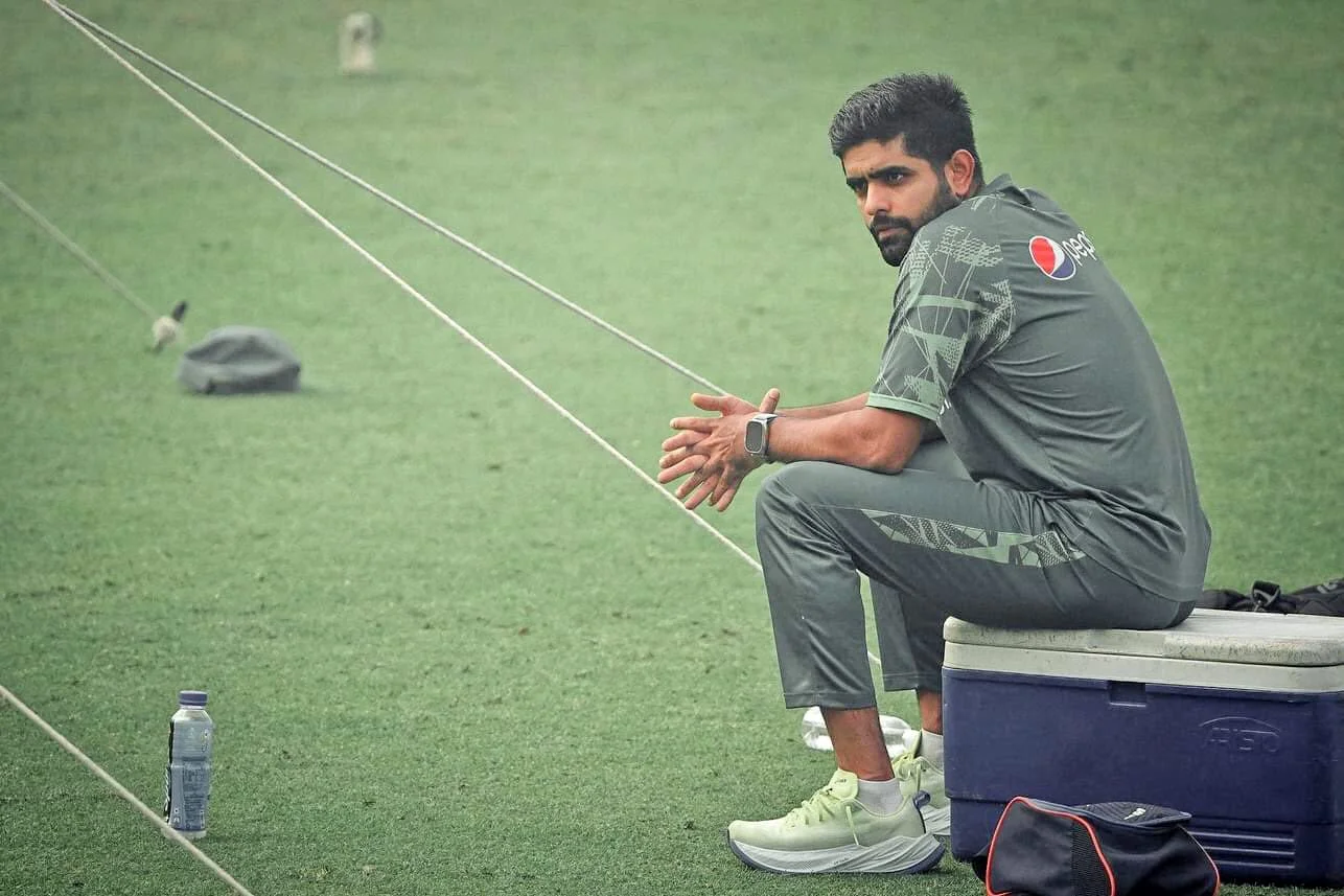 بابراعظم نے کپتانی کیوں چھوڑی اندرونی کہانی سامنے آگئی