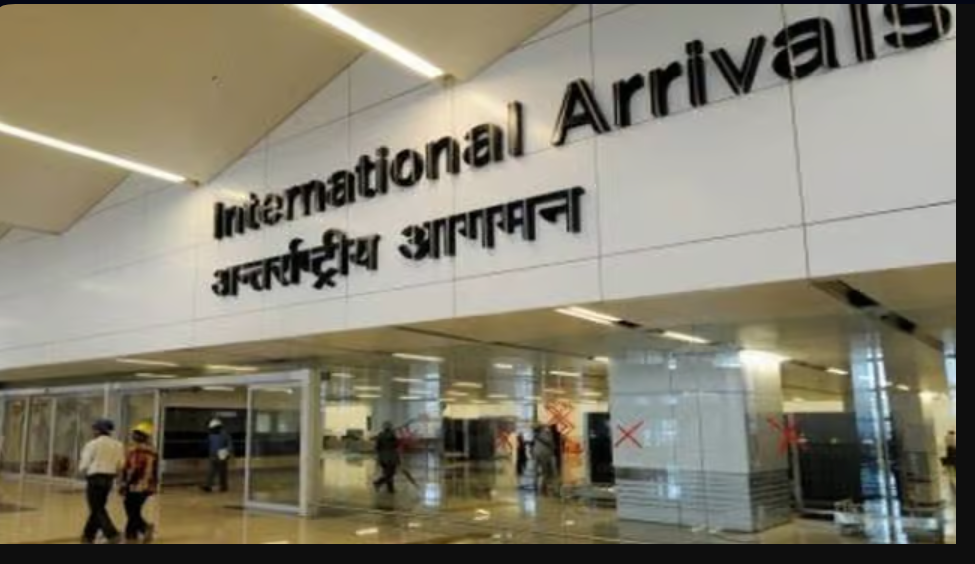 بھارت کے چار ہوائی اڈوں کو بم سے اڑانے کی دھمکی