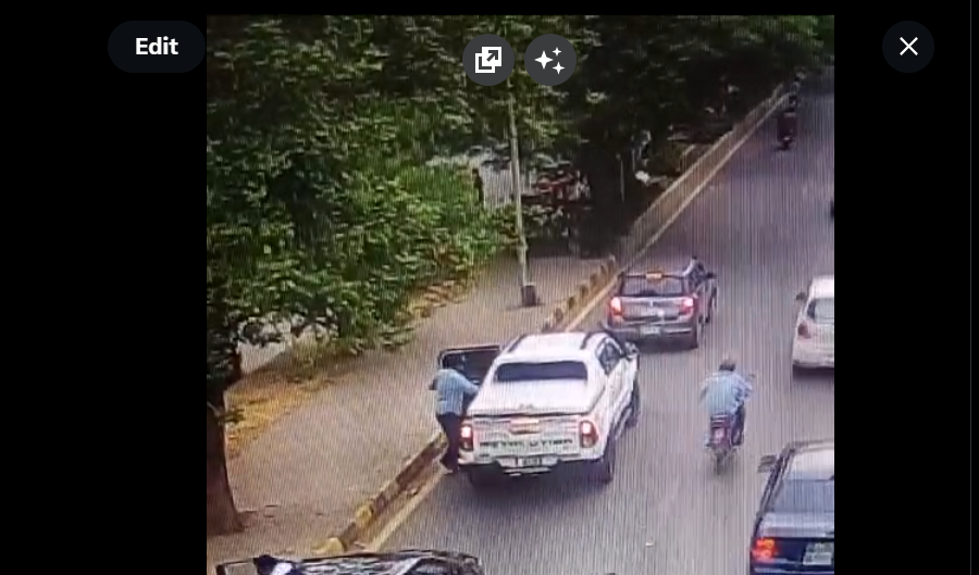 پولیس وردی پہن کر سلیم سیف اللہ کے بھائی کو لوٹنے والے ڈکیت گرفتار