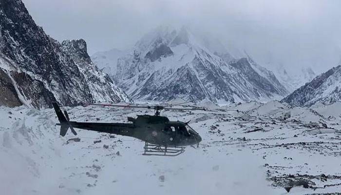 کے ٹو مشن، پاک آرمی نے 6 غیر ملکی کوہ پیماؤں کو ریسکیو کرلیا