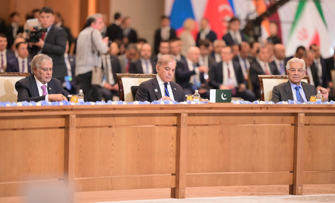 Prime Minister's arrival at Independence Palace Astana- Footage