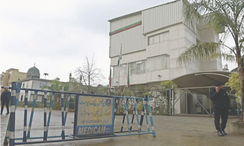 پی ٹی آئی مرکزی سیکرٹریٹ کے باہرسی ڈی اے کی آپریشن کی تیاری مکمل