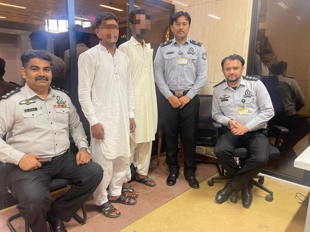 جعلی سفری دستاویزات پر بیرون ملک جانے والے 2 مسافر گرفتار