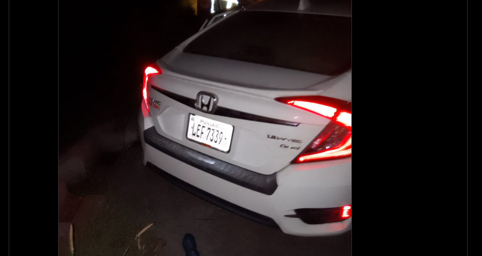 کھڑی کار سے ایک ہی خاندان کی 2 خواتین سمیت 4 افراد کی لاشیں برآمد