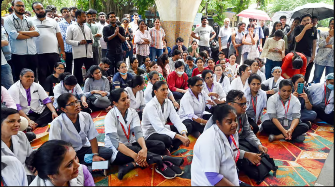 بھارت میں خاتون ڈاکٹر کے بعد نرس سے زیادتی،جان بھی لے لی گئی