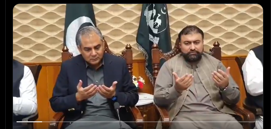 وزیر داخلہ کوئٹہ پہنچ گئے،وزیراعلیٰ سے ملاقات