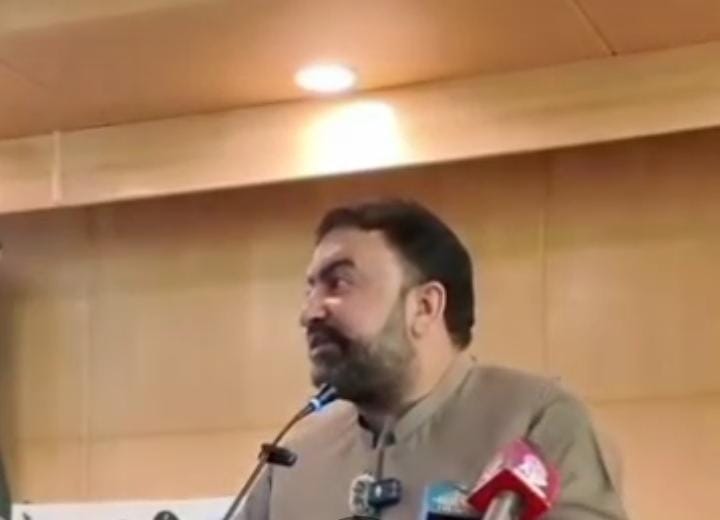 سرفراز بگٹی کےوزیر اعلیٰ ہاؤس میں ملازمین کے تعداد کے حوالے سے تہلکہ خیز انکشافات