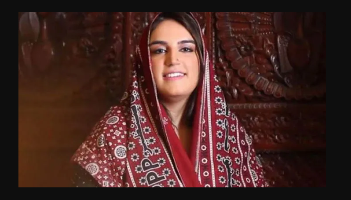 بختاور زرداری عمران خان پر برس پڑیں