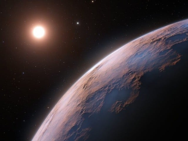 سینکڑوں نوری سال دور بےترتیب مدار والے سیارے کی نشاندہی