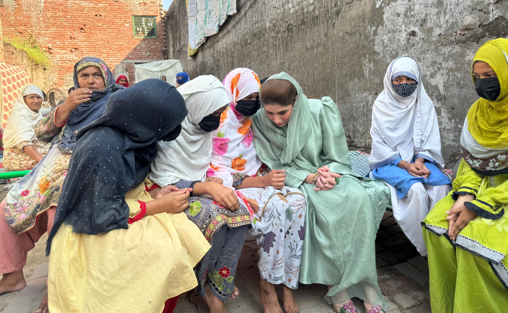 طالبات سے زیادتی ناقابل معافی جرم،سزا ملے گی،حنا پرویز بٹ