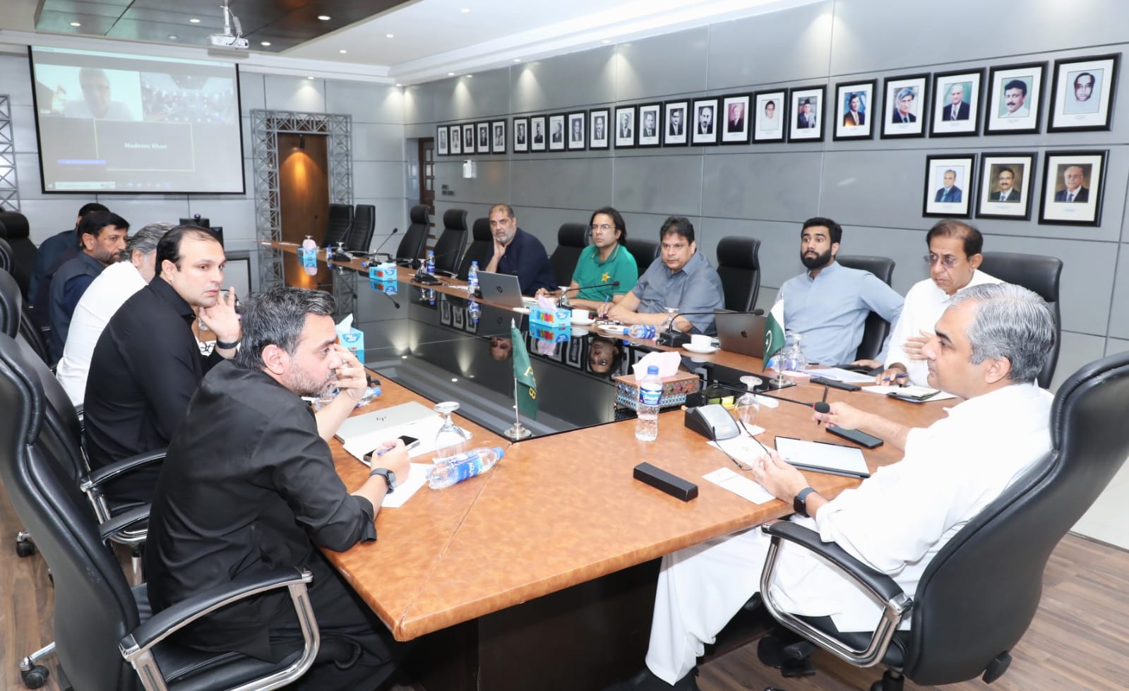 محسن نقوی نے پی سی بی کا ہنگامی اجلاس آج طلب کرلیا