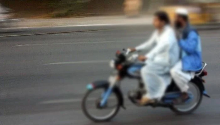 سندھ بھر میں موٹر سائیکل کی ڈبل سواری پر پابندی