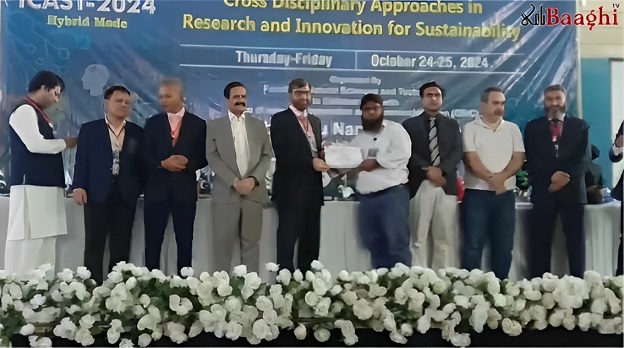 ننکانہ: باغی ٹی وی کا اعزاز، بابا گورونانک یونیورسٹی سے نامہ نگارکو تعریفی سرٹیفیکیٹ