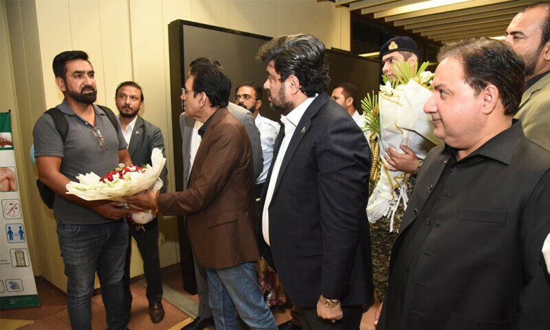 لبنان میں پھنسے پاکستانیوں کو لے کر خصوصی پرواز کراچی پہنچ گئی