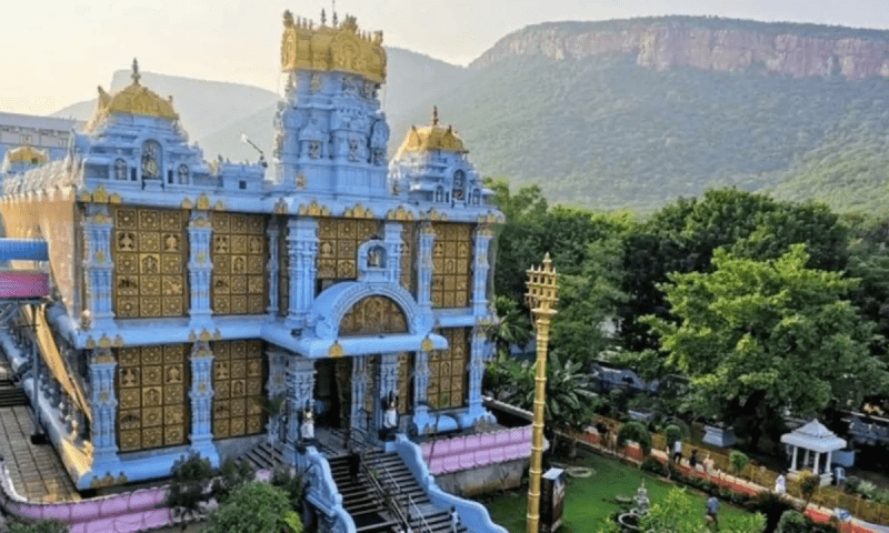 بھارتی  مندروں کو بھی بم سے اڑانے کی دھمکیاں