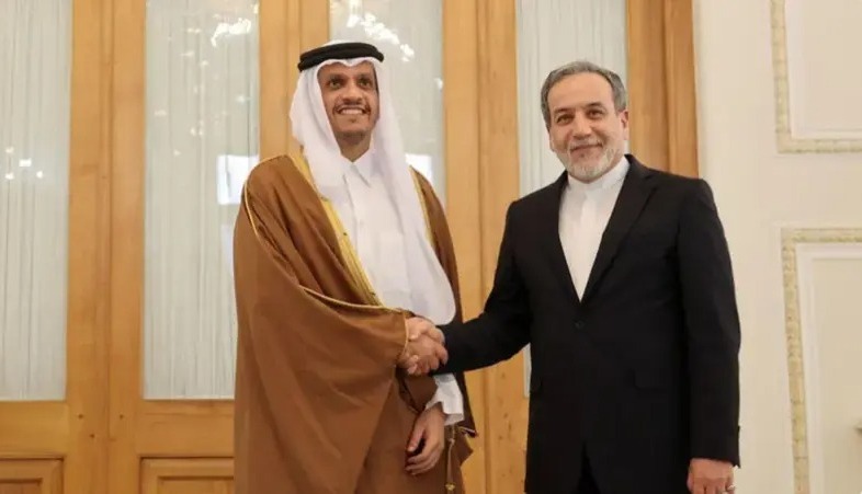 ایران کے وزیر خارجہ کی قطری ہم منصب سے ملاقات کی،دوطرفہ علاقائی امور پر تبادلہ خیال