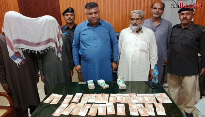 لاڑکانہ:رائس مل رتوڈیرو، چوری جھوٹا  ڈرامہ نکلی، دو ملزمان گرفتار، ساڑھے پانچ لاکھ برآمد