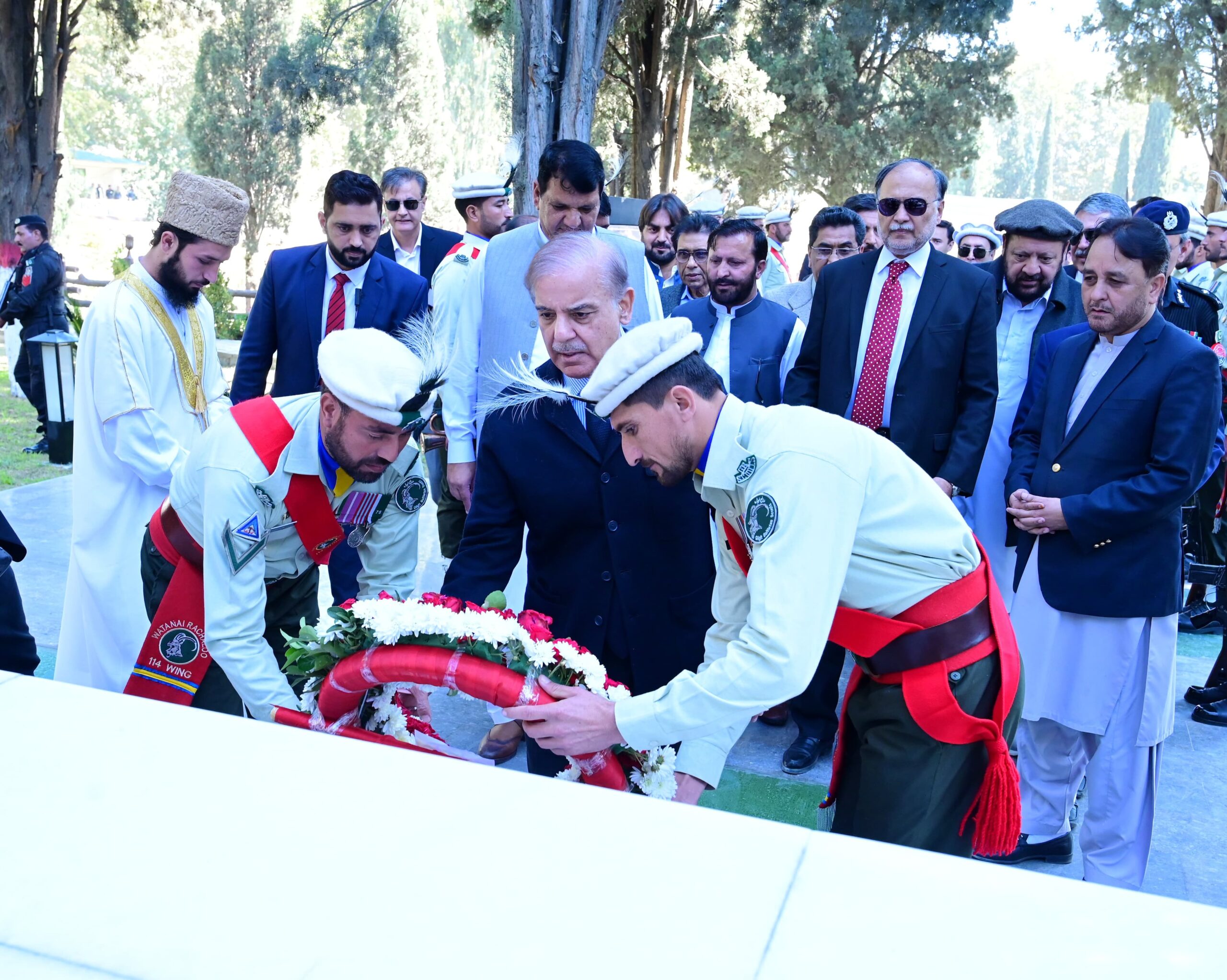 گلگت،وزیراعظم نے سیلاب متاثرین کیلئے تعمیر شدہ نئے گھروں کا کیا افتتاح